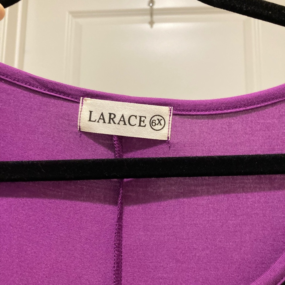 Larace Top - Picture 4 of 4